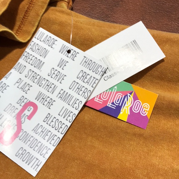 LuLaRoe Classic-T - Picture 3 of 3